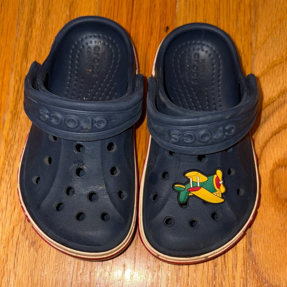 CROCS Kids Navy Sandals with Airplane Design